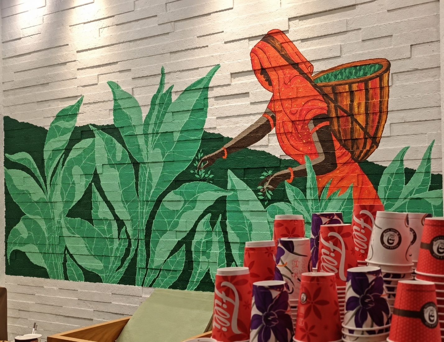 Hand-painted wall mural Dubai — commissioned mural installation by Blenc Art 07